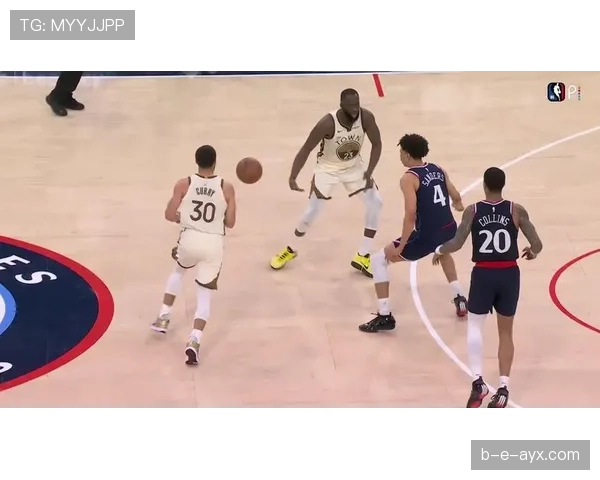 德里赫特防守站位精准，稳健表现成球队后防定海神针